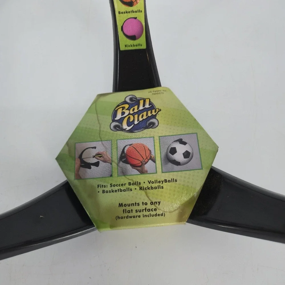 Ball Claw Wall Mount Ball Holder Set 2 Basketball Soccer Volleyball SA8996 Store